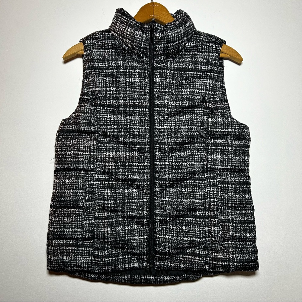 Lands End Women's Puffer Vest Small 6-8 Black White Quilted Down Full Zip Pocket